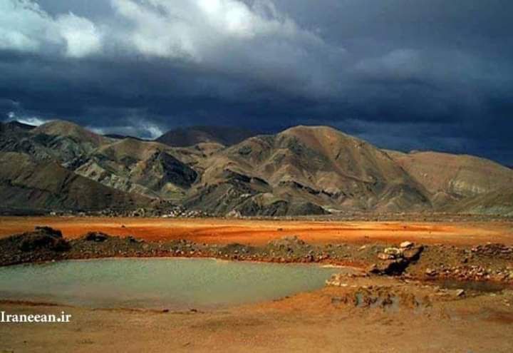 چشمه آب معدنی گرو شهرستان تفرش